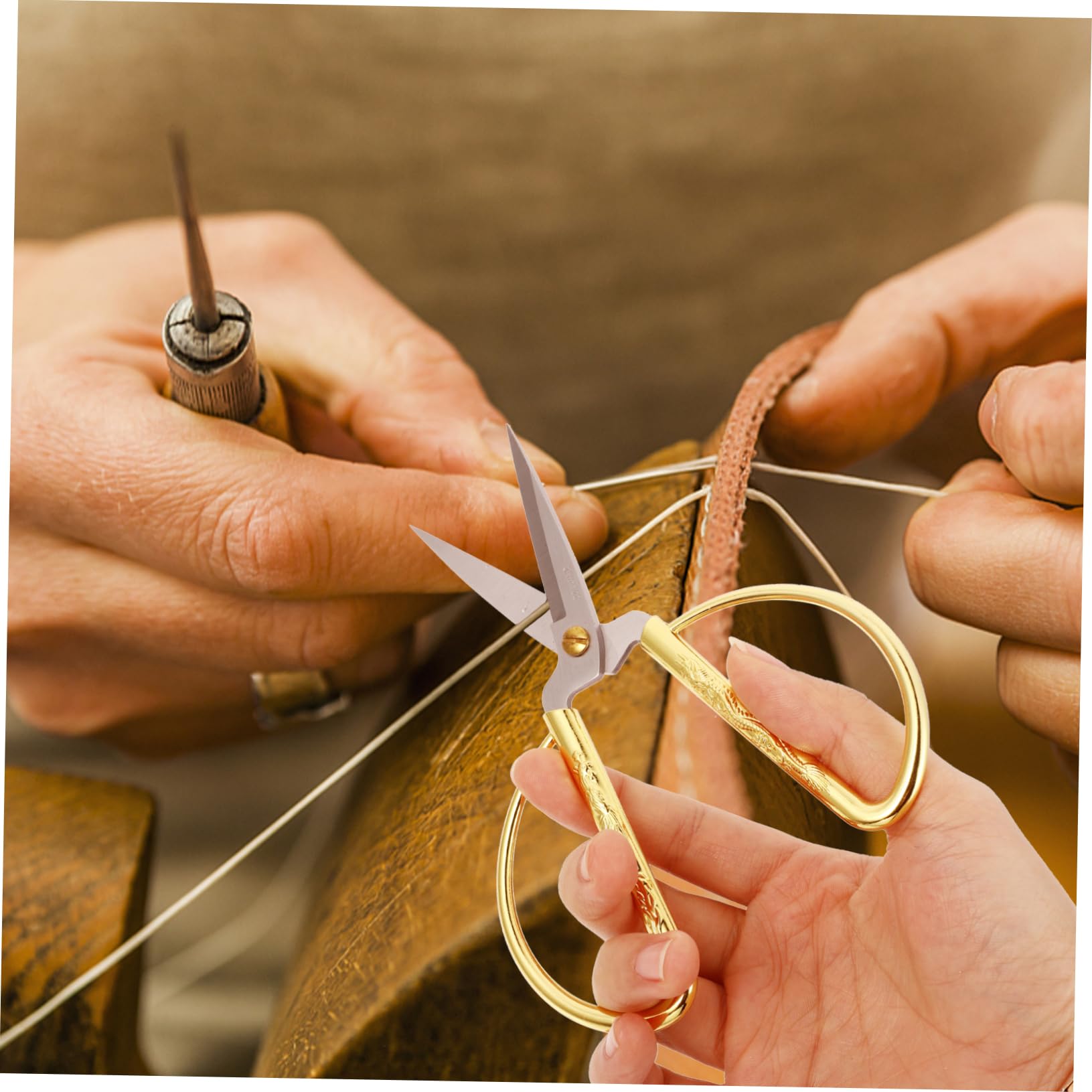 NUOBESTY Strumenti Per Cucire Aghi e Filo Kit Di Aghi Da Cucito Confezione Di Filo Per Ago Pratico Kit Di Accessori Per Cucire Fai Da Te