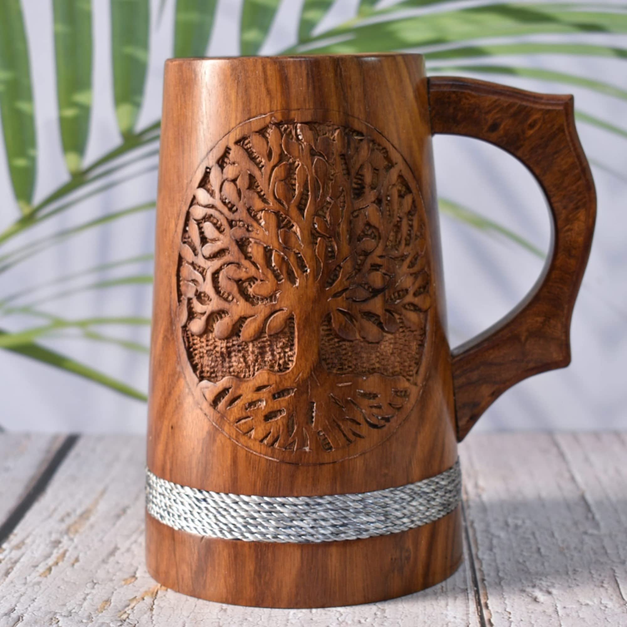 Chope à bière indienne pour lui - Style viking - 20 OZ - Chope à bière en bois dur naturel - Cadeau de mariage pour lui (gravure recto-verso en bois de sheesham, chope à bière)