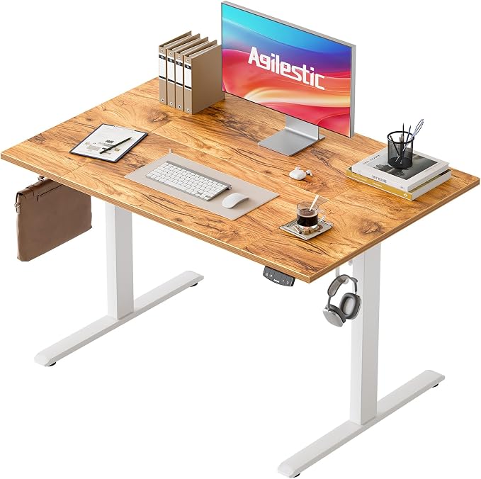 Agilestic Bureau réglable en Hauteur électrique 120 x 80 cm | Bureau assis debout avec 2 positions mémoire, charge 70 kg, plateau en 4 parties, idéal télétravail, Marron clair