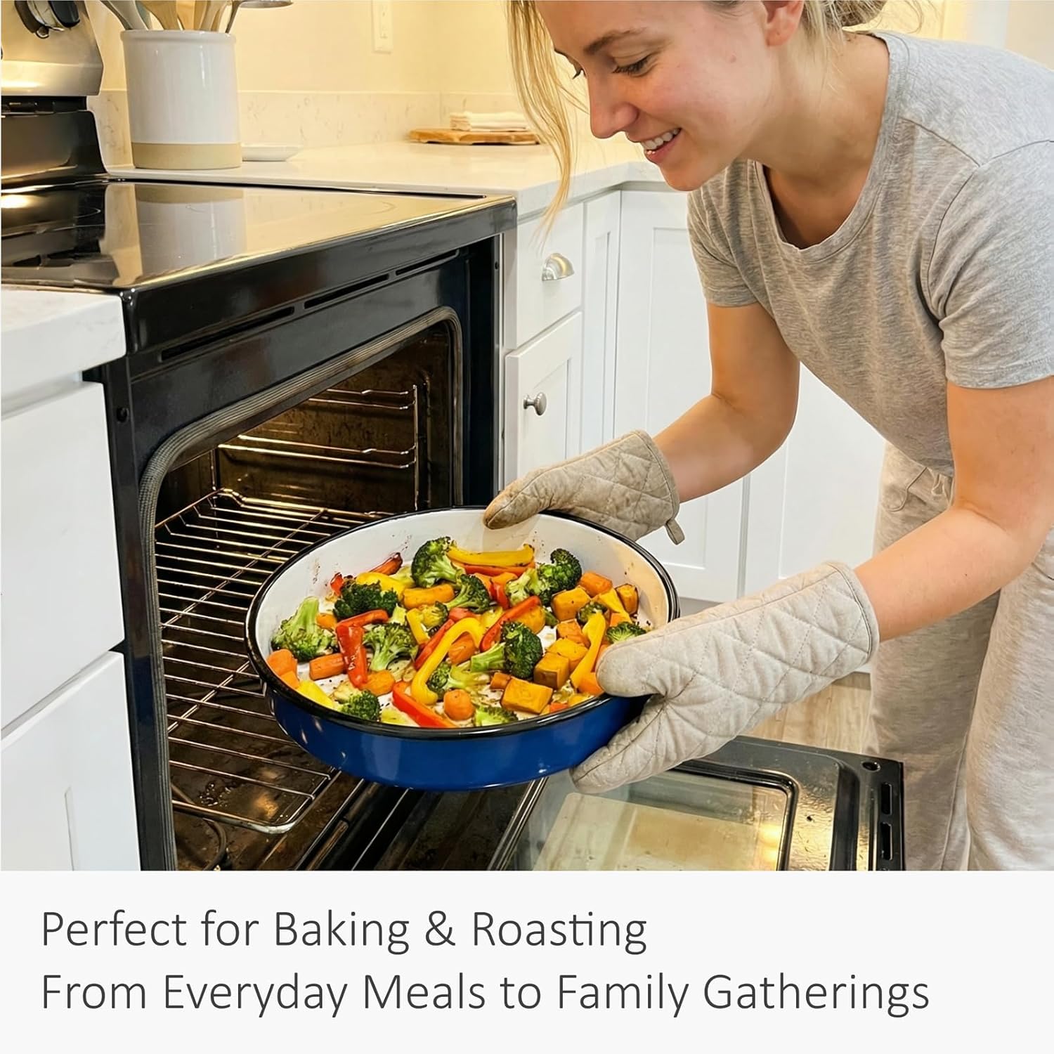 Round Baking Pans Set Enamel Bakeware Sets 3 Piece Roasting Pan for Oven, Large Capacity Resists Bakeware Sets PFOA PTFE Free Kitchen Essentials for Chicken Cookies Cake Pizza Pan Cookware