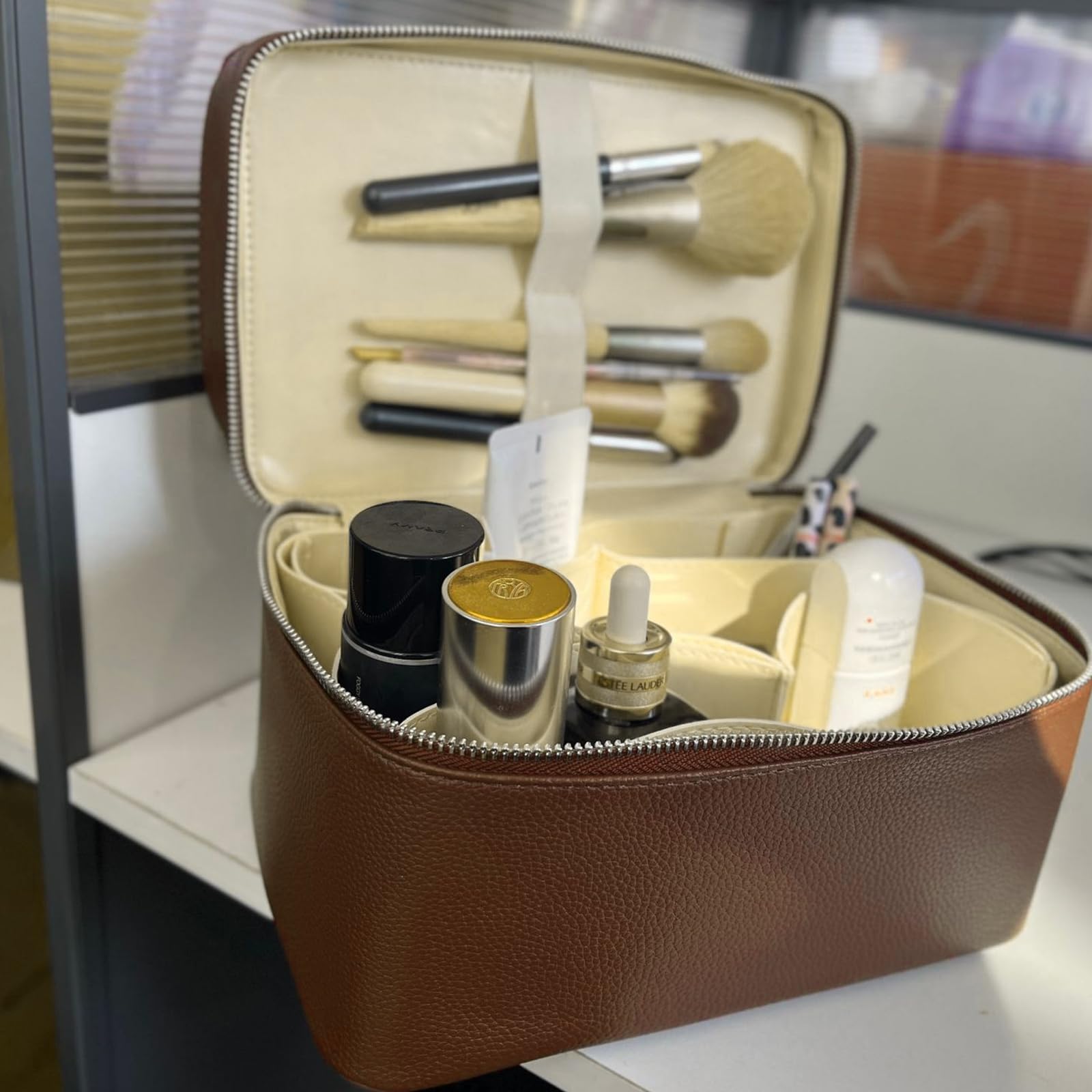 Estuche para cosméticos de PU de Calidad Que Proporciona un Amplio Espacio para Todos Sus Accesorios de Belleza Durante los Viajes Estuche para cosméticos con Soporte para brochas