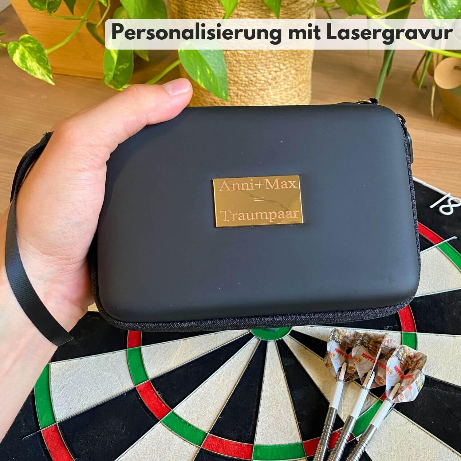 Personalisierte Dart Tasche zum selbst gestalten mit Namen | Darts Case mit Gravur für 6 Dartpfeile Aufbewahrung | Dart Etui zum Schutz von Dartpfeilen & Dart Zubehör Personalisieren
