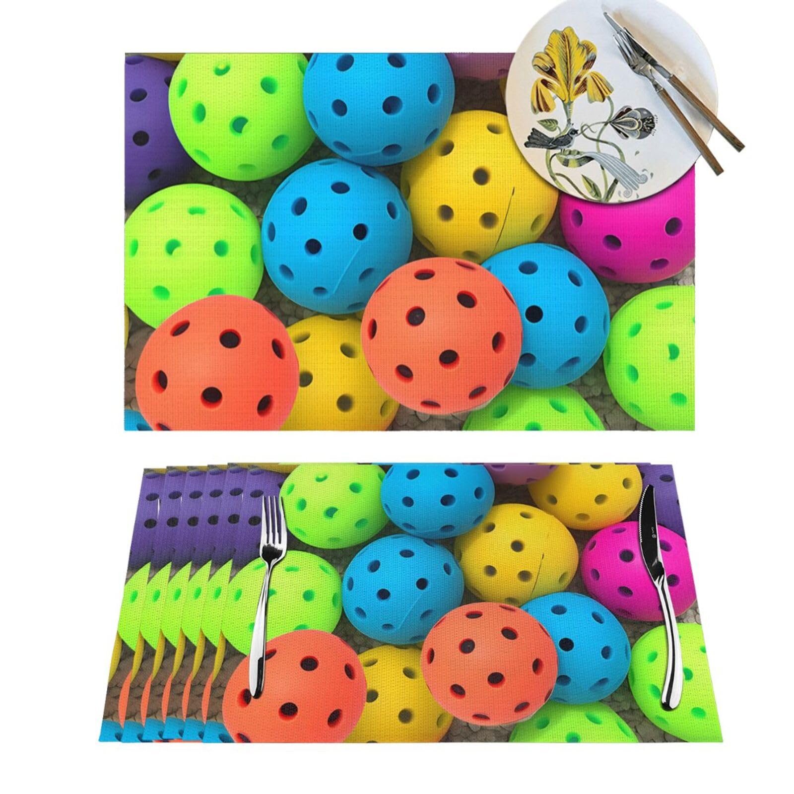 Set de table extérieur motif boules pour de beaux repas d'été