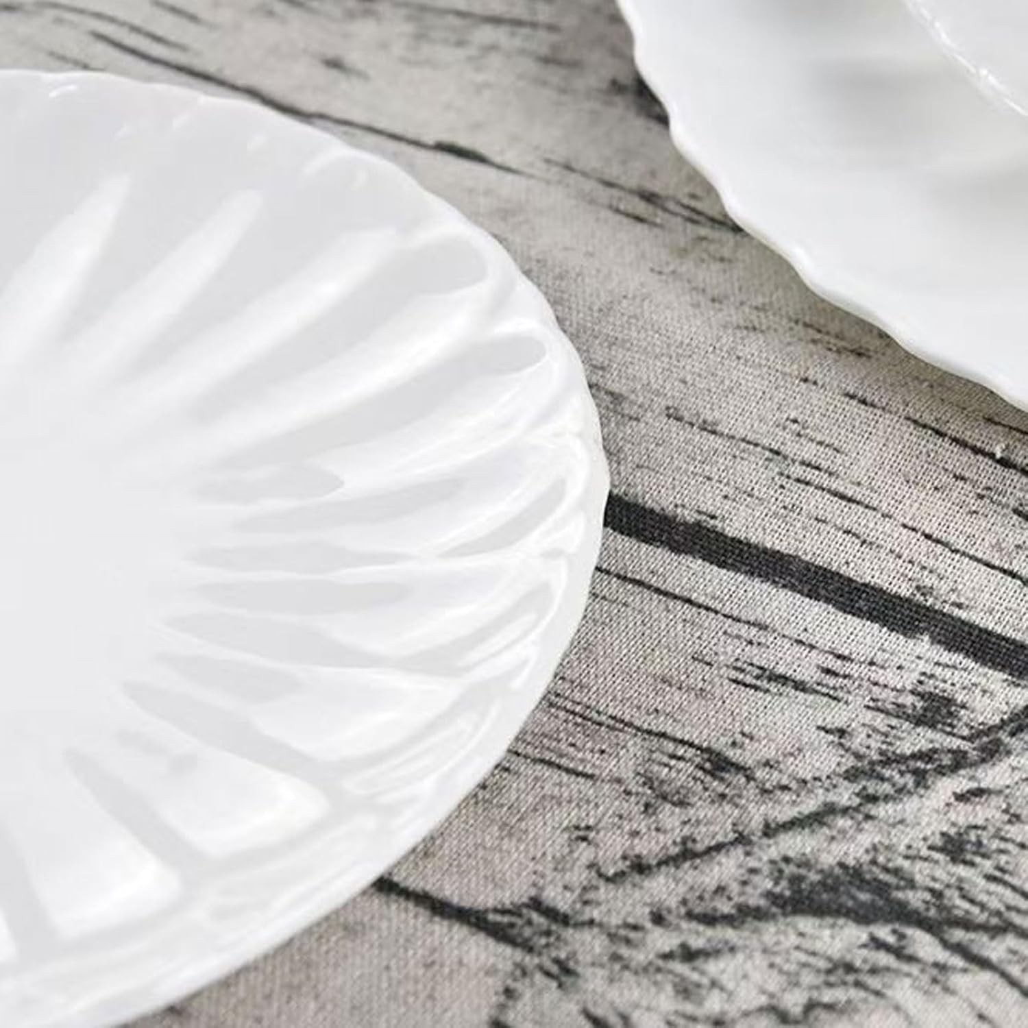 Bowl for Sauce Ceramic Sauce Dishes are Suitable for Holding Condiments Sauces Salads Tomatoes Etc