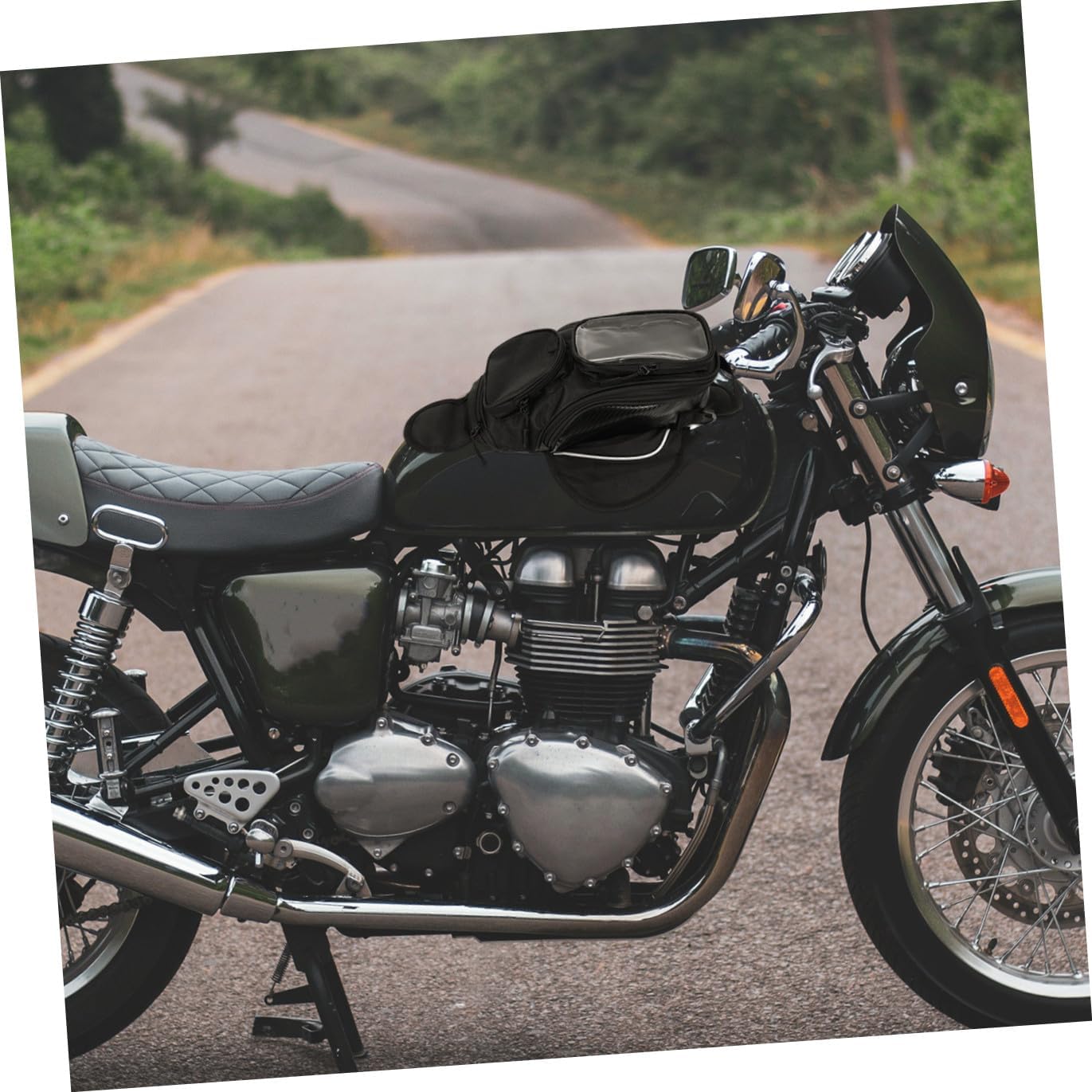 Fashionable Magnetic Motorcycle Tank Bag Portable Pouch for Outdoor Use Essential Tool Carrier Design for Motorbike Accessories