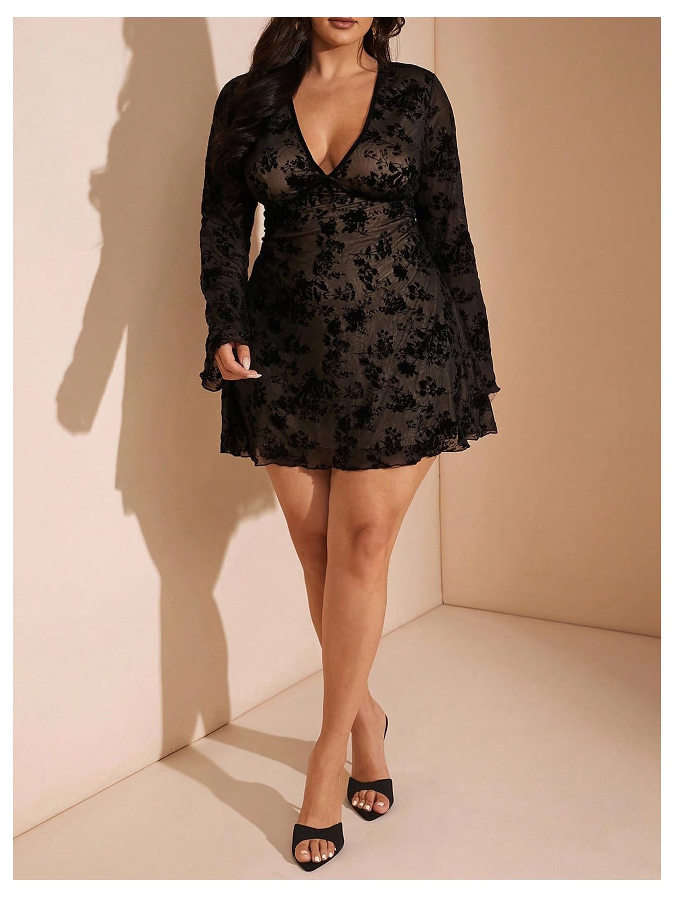 WDIRARA Women's Plus Size Floral Mini Dress Mesh Long Sleeve V Neck Goth A Line Dresses: 3X-Large Plus Black