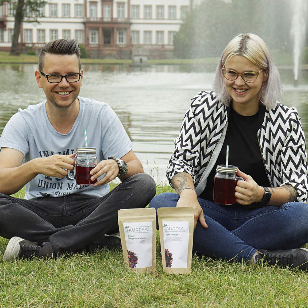 AURESA Eistee Pfirsich | Schwarztee und Grüntee mit Früchten | Spritzig erfrischende Tee Mischung für den Sommer