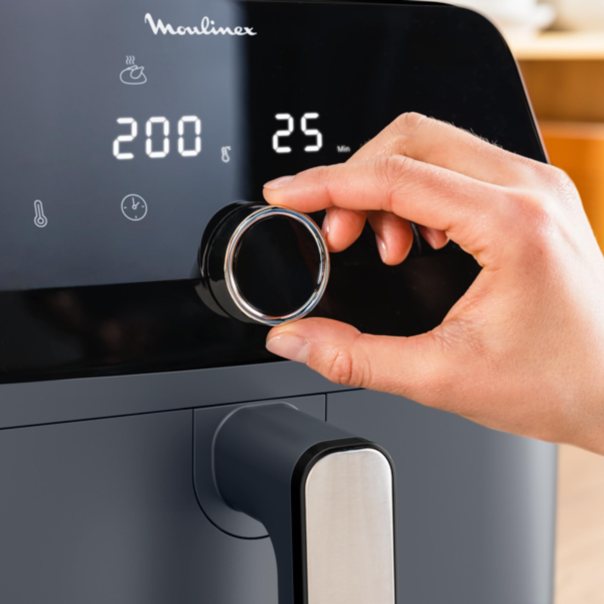 Moulinex Easy Fry Mega, Friggitrice ad Aria Versatile 7,5L/2kg per 8 Persone, 1700-2020W, Capacità Extra-Large, 9 Programmi di Cottura, Esperienza Personalizzata con My Moulinex, Colore Grigio, EZ855B