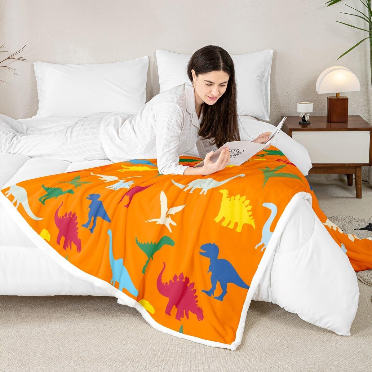 Feelyou Dinosaur Fleece Sherpa Blanket Kids Cartoon Dino Throw Blanket Boys Girls Bright Orange Decor Plush Blanket Jungle Animal Fuzzy Throw Blanket Bedroom Twin 60"x80"