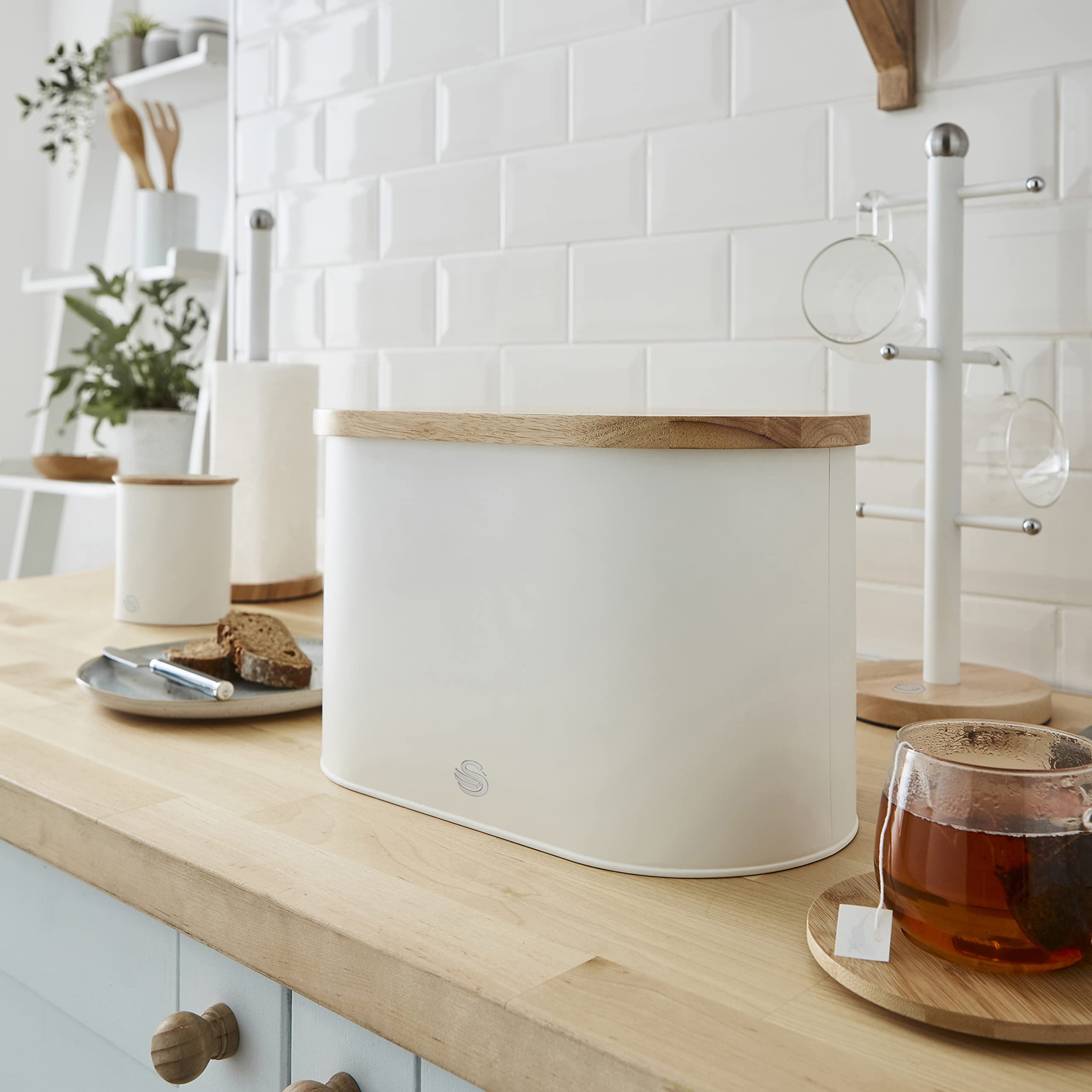 Buy Swan Nordic 7 Piece Kitchen Set in Cotton White Including 1.7L Jug