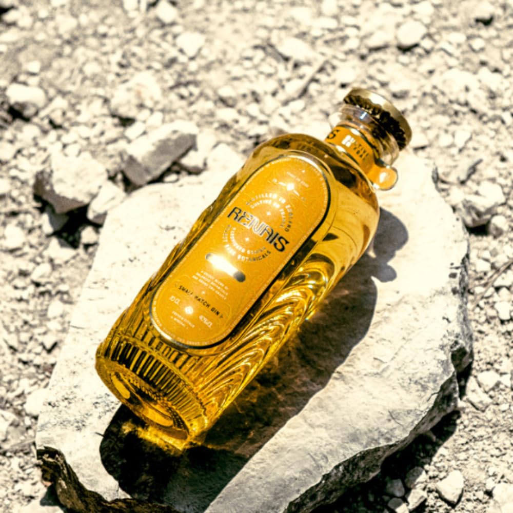 Renais Gin| von Alex & Emma Watson | hergestellt mit echten Grand Cru Trauben| frisch, mineralisch & honigsüß im Geschmack | klimaneutral zertifiziert | 40% vol. | 700ml