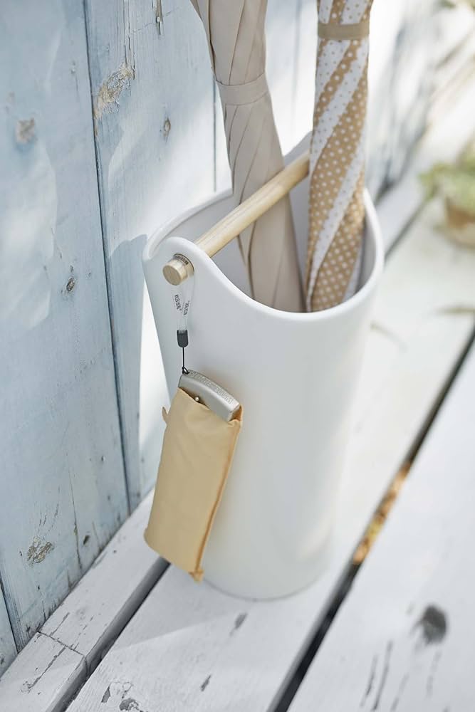 傘立て　【1月21日までの掲載】 Amazon｜山崎実業(Yamazaki) ハンギングかさたて ホワイト 約W26