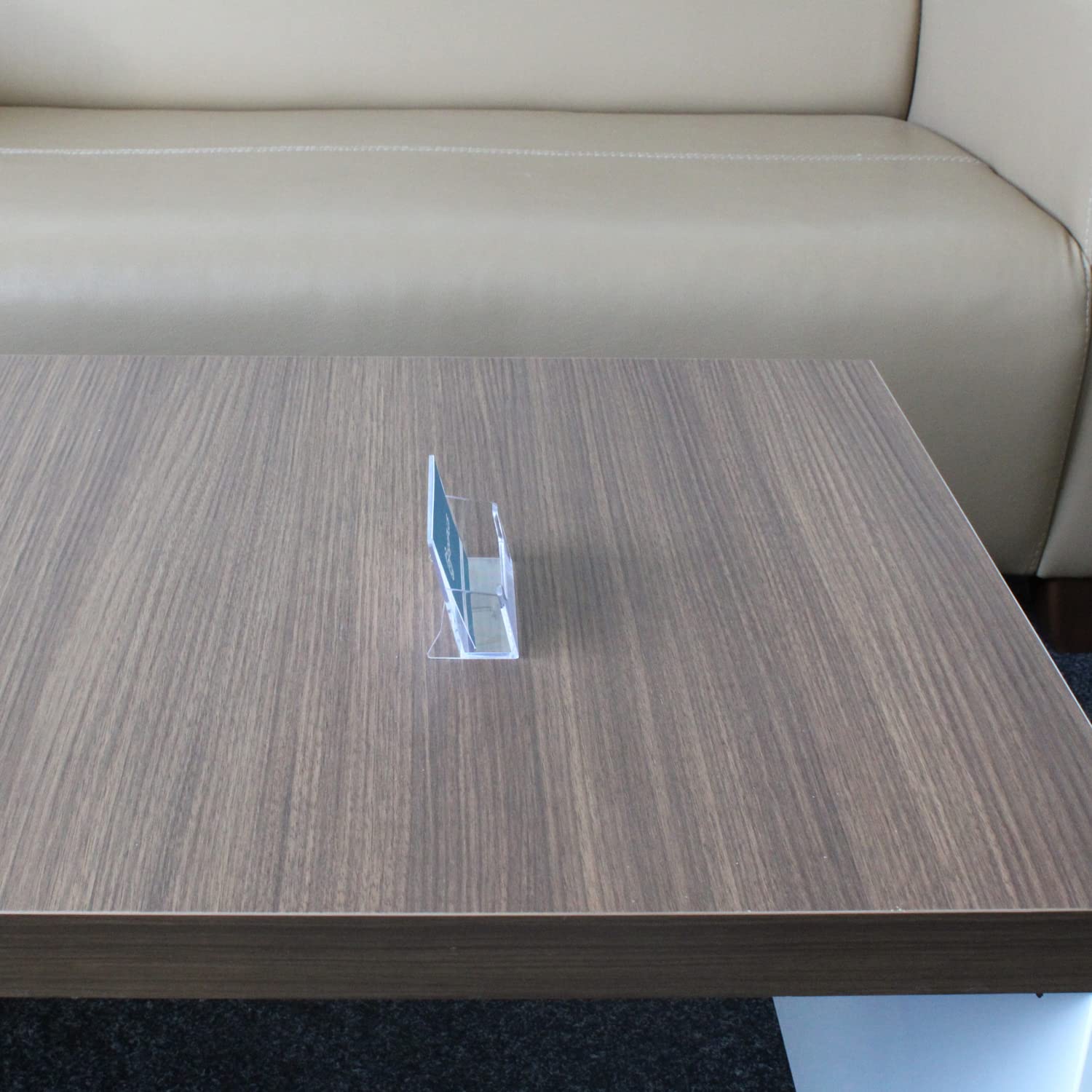 Visitenkartenständer Querformat transparent aus Polystyrol – stabiler Visitenkartenhalter für Theke, Büro, Empfang und Kassenbereich – ideal zur Präsentation von Visitenkarten