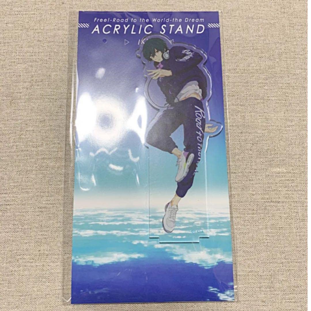 Amazon.co.jp: Free! アクリルスタンド 桐嶋郁弥 : ファッション