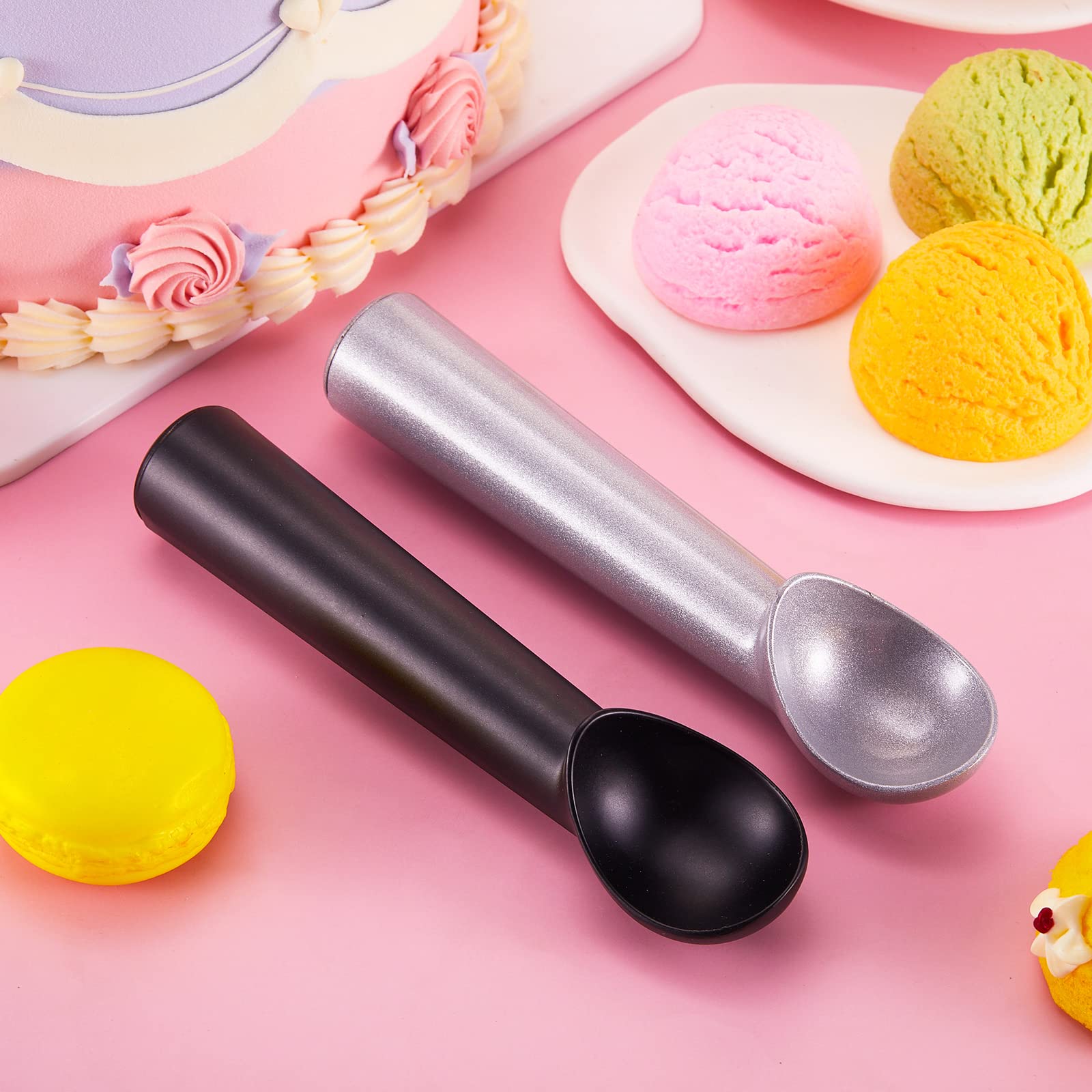 Gejoy Lot de 8 cuillères à crème glacée antiadhésives de 17,8 cm en aluminium pour gelatos, yaourt, fruits, sundaes, sorbet, amande, pâte à biscuits, noir et argenté