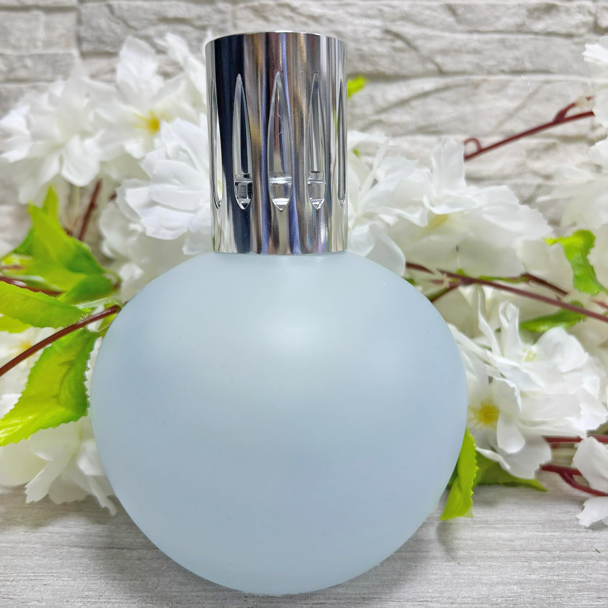 Pack Ahorro Lámpara Catalítica Azul Grisáceo Mate + Fragancia Wild Strawberry 200ml. Elimina Malos olores e impurezas, perfuma y Limpia