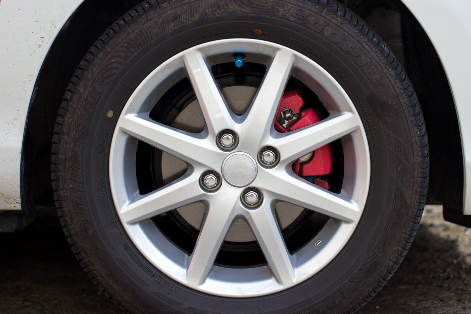 Amazon ライツ エアバルブキャップ カバー ロングタイプ 4個セット 車 バイク 両方対応 シルバー Ya 15 エアバルブキャップ 車 バイク