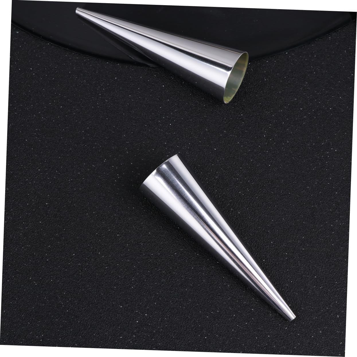 430 Stainless Steel Cream Horn Molds for Baking Bread Croissants Easy Cleaning(8.7X2.5X2.5cmx2pcs)
