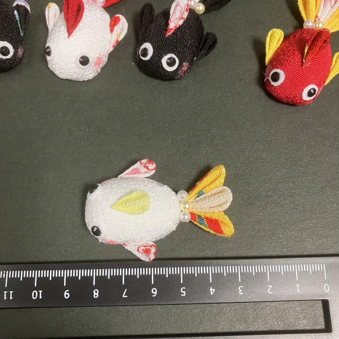 専用ページですちりめん細工「出目金」2匹セット ちりめん細工「出目金」2匹セット 専用ページですちりめん細工