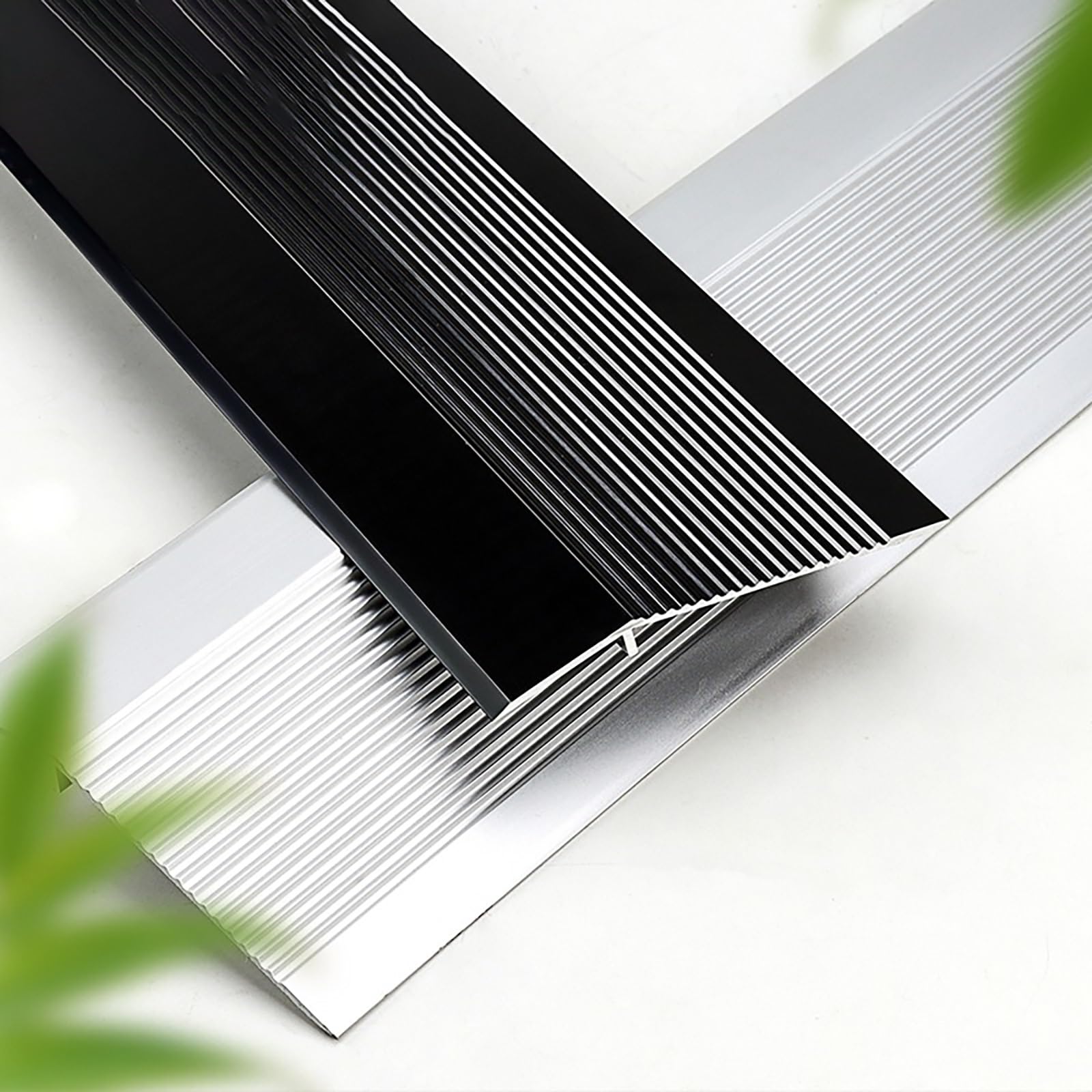 Tira De Transición para Suelos Irregulares, Perfil De Compensación para Umbral De Puerta, 135cm X 2 Piezas, 10cm De Ancho Adicional para Suelos De Madera, Vinilo Y Baldosas Interiores(Silber)
