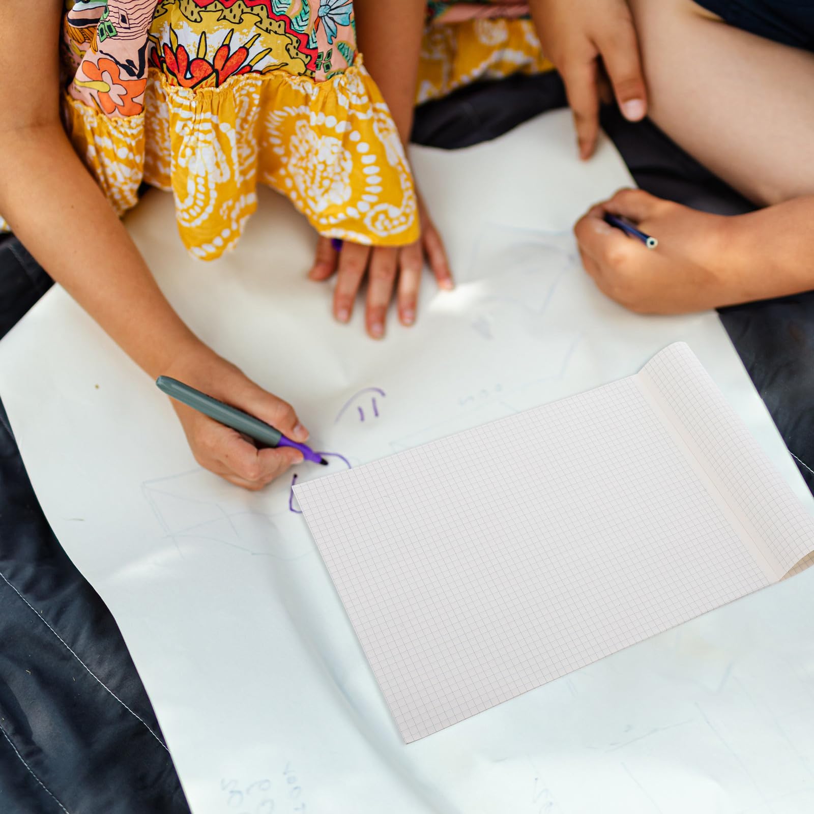 Bloc de Papier Millimétré Épais 40 Feuilles Grand Format pour Dessin et Écriture Scolaire