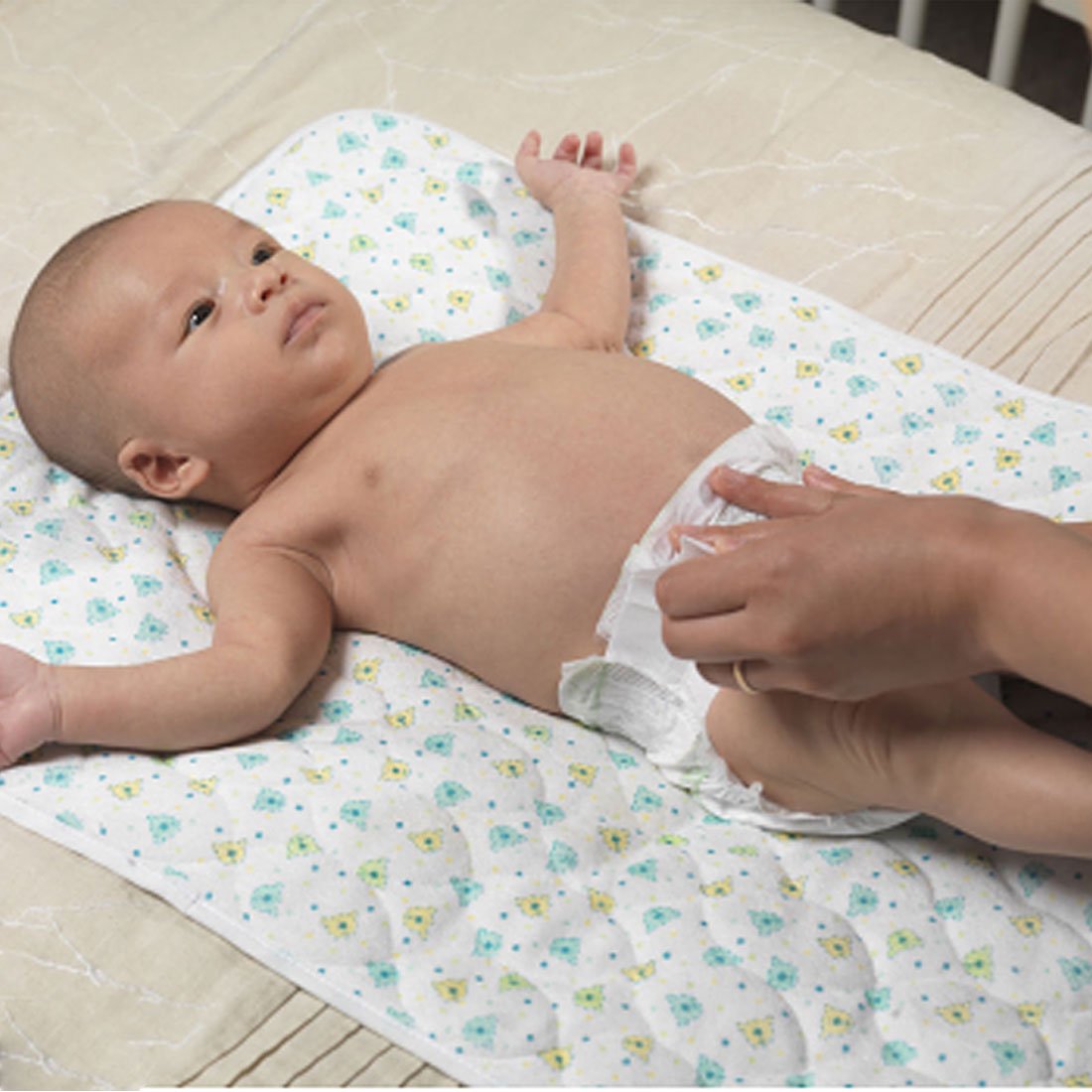 Protezioni Coprimaterasso Impermeabile per Bambino Neonato, Grandi Dimensioni 105 * 70 CM Tappetino Cambio Pannolino-Lenzuola Lavabile e Riutilizzabile per Viaggio, Casa, Lettino Rosa