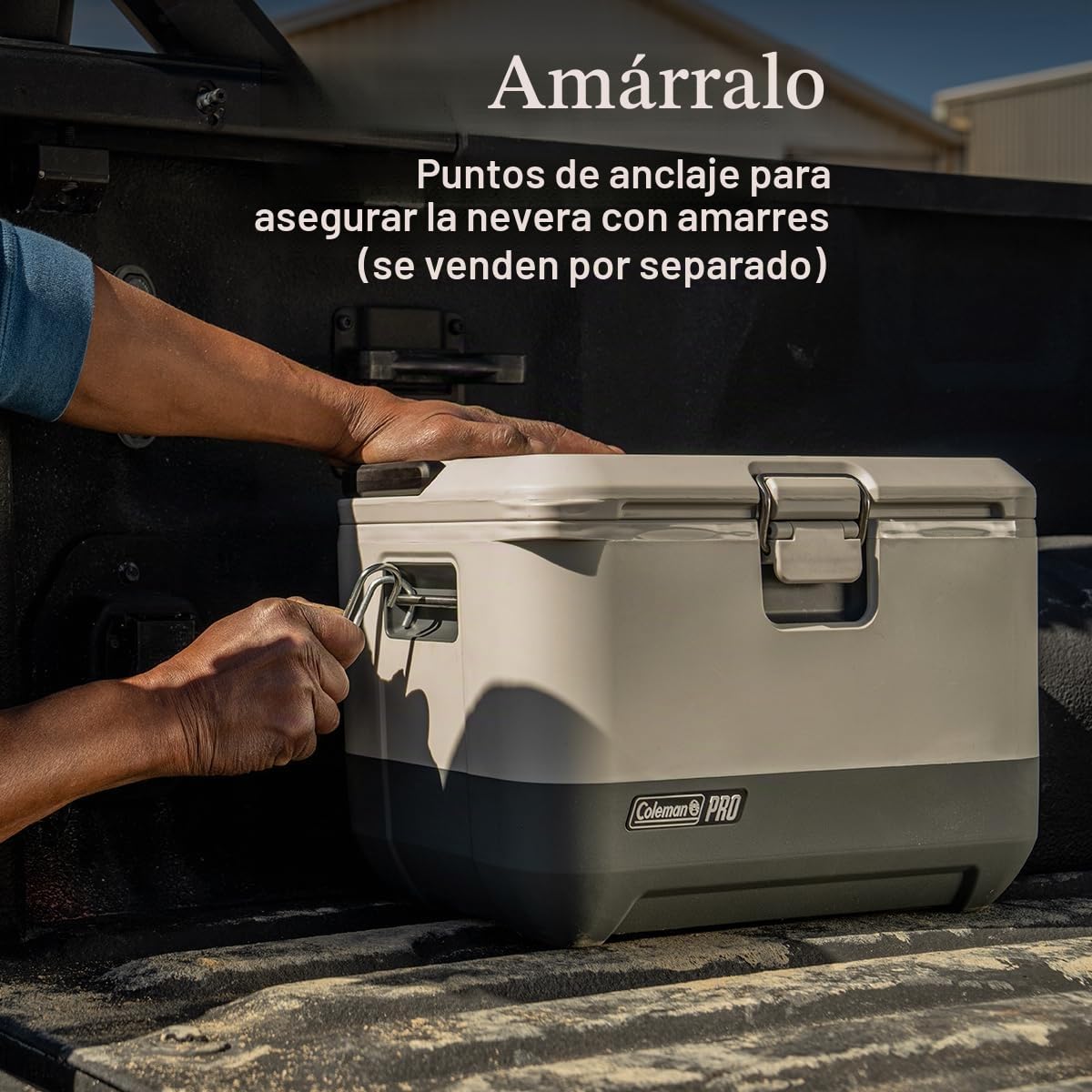 Coleman Pro - Lonchera rígida aislada de Alta Resistencia, Enfriador portátil Duradero para Uso Resistente al Aire Libre y Lugares de Trabajo, Puntos de Anclaje para un Transporte Seguro y