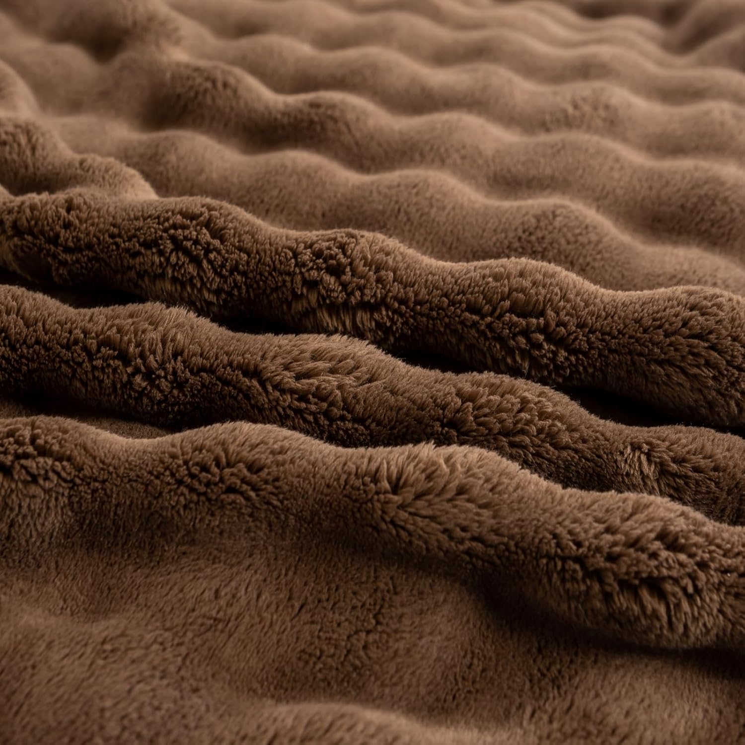 YUSOKI Luxury 3D Bubble Light Weighted Throw Blanket 1.8lb,All Ages,Home Decoration, (Brown,50 * 60inches) - Image 9