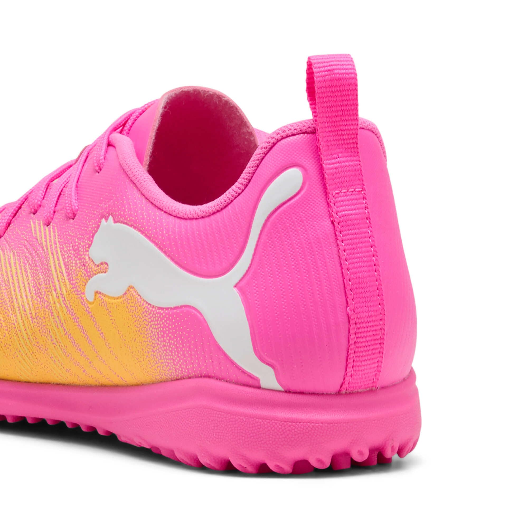 PUMA Future 9 Play TT JR - Tenis de fútbol, Color Rosa venenoso, Color Rosa y Blanco Aguamarina Brillante, Talla 1 de Reino Unido, Poison Pink Sun Stream Bright Aqua Puma White, 33 EU
