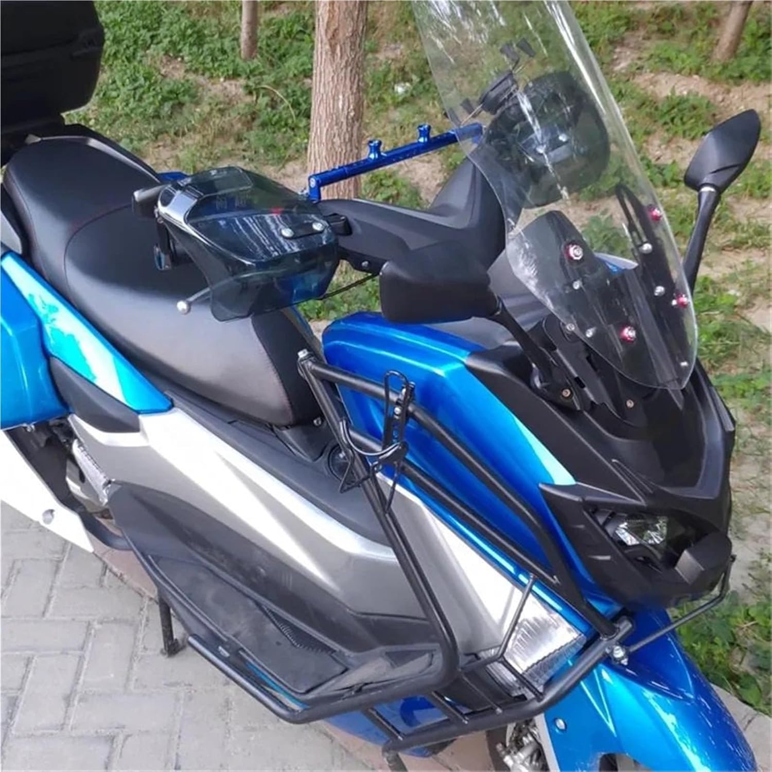 オートバイのハンドルバー NMAX155 NMAX125 2017-2021 オートバイ用多機能クロスバーステアリングダンパーバラン