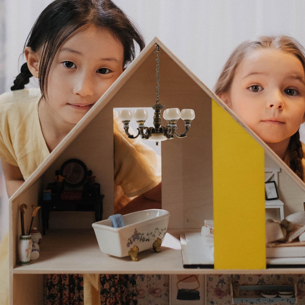 HOWAF 15STK Mini Kerstversieringen Dollhouse Miniatuur, Kerstboom, Feeëndeur Elfdeur, Krans, Bezem, Lamp, Tuingereedschap voor Kerst DIY Ambachten Miniatuur Kerstdecoraties