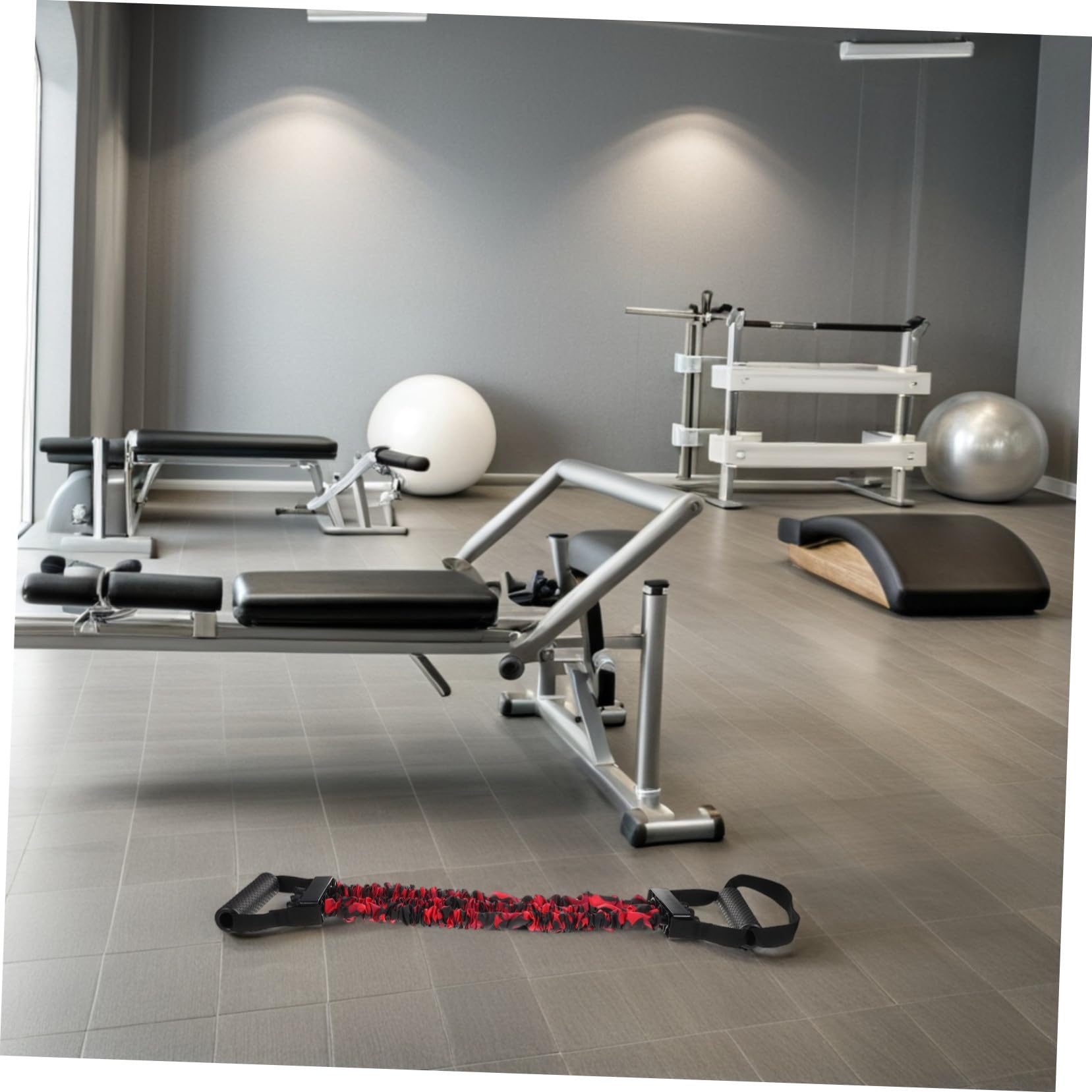 Heim Fitnessgerät Brustexpander Verstellbarer Armkrafttrainer aus Kunststoff und Stahl Kompakter Brustzugtrainer für Zuhause und Reisen Vielseitig für Brust und Oberkörpertraining