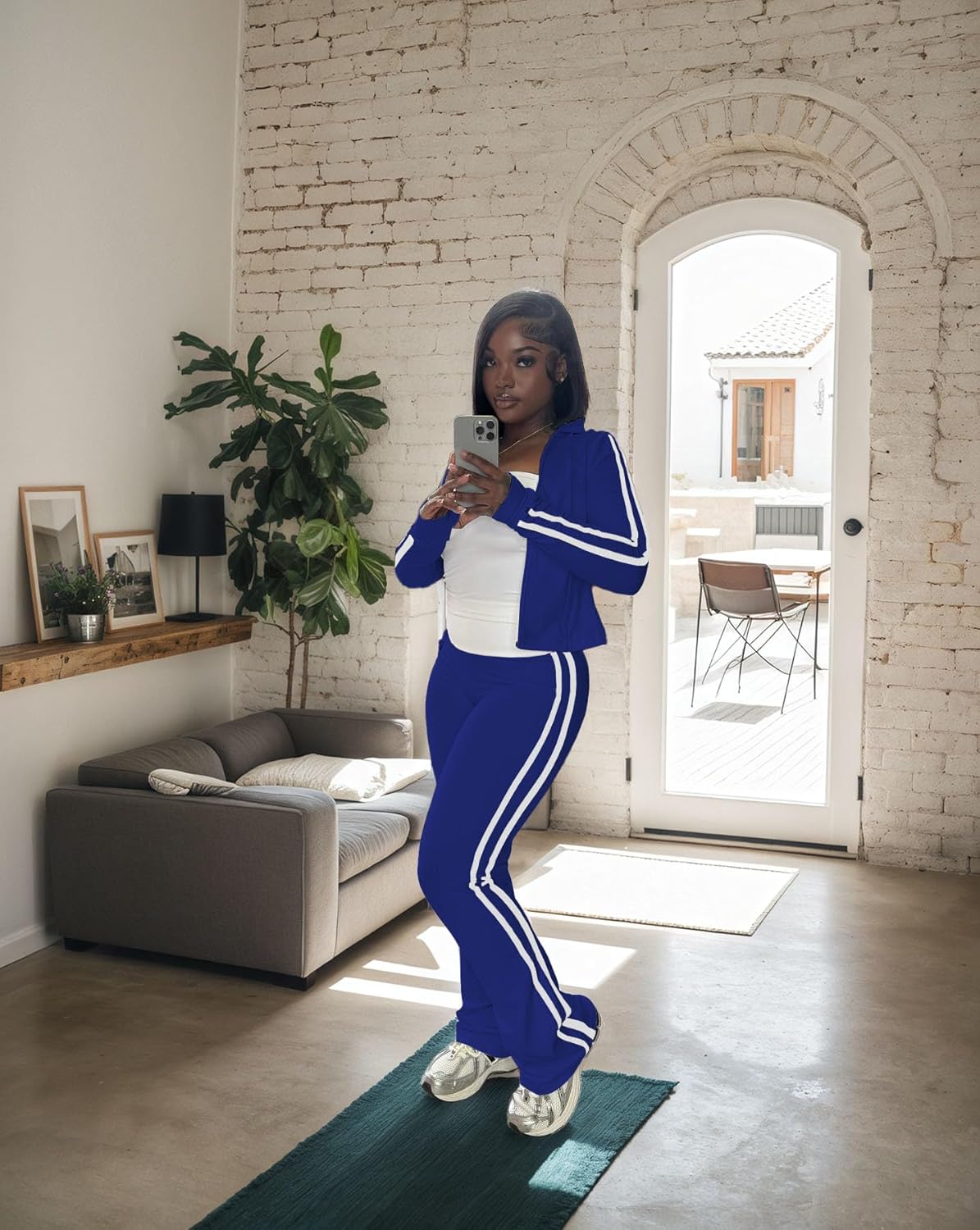 HBQ Women's 2 Piece Sweatsuit Sets Zip Up Crop Tops and Flare Pants Casual Striped Tracksuit Jogger Loungewear Set - Image 2