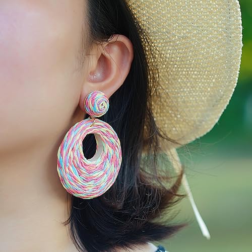 Vista 8 de Aretes circulares de rafia bohemios Lindos aretes redondos colgantes de verano hechos a mano de ratán para mujer, ligeros