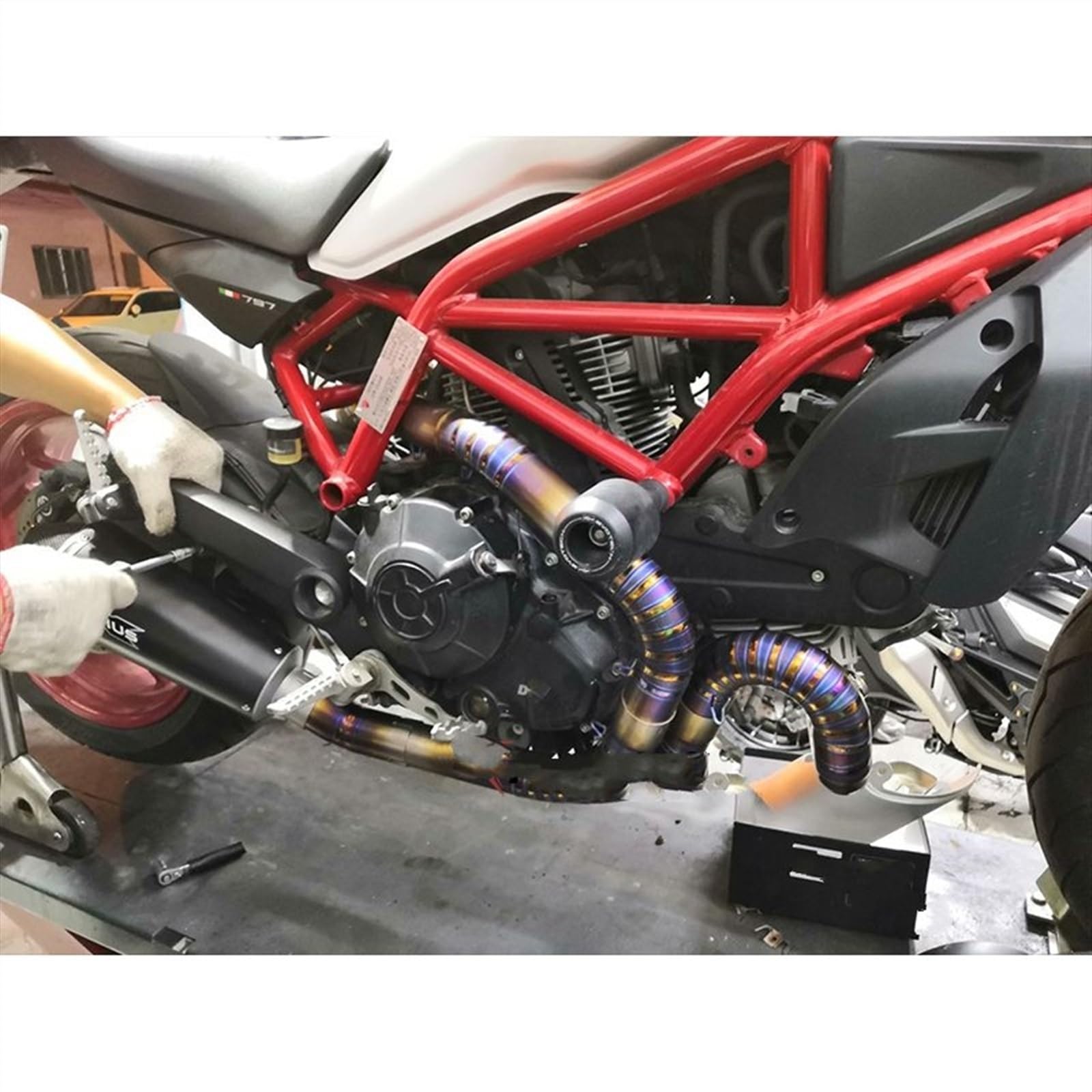 Moto Doppio Tubo Di Scarico Marmitta Tubo Di Fuga Per Suzuki BK 600 BK 400 GSR 600 GSR 400 Metà Di Collegamento Tubo Di Scarico Motore(7)