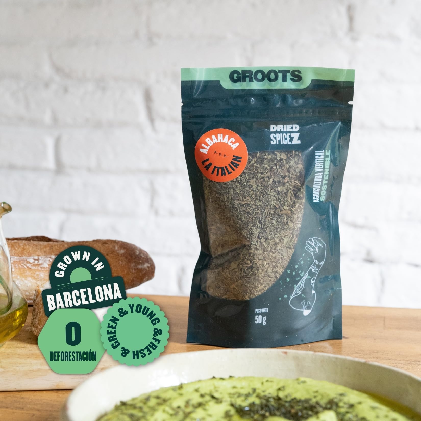 Groots SpiceZ - Albahaca Seco - 50 g - Especias para Sazonar tus Comidas - Condimento Ideal de Cocina - Hierba Aromática - Cultivo Vertical sin Tierra