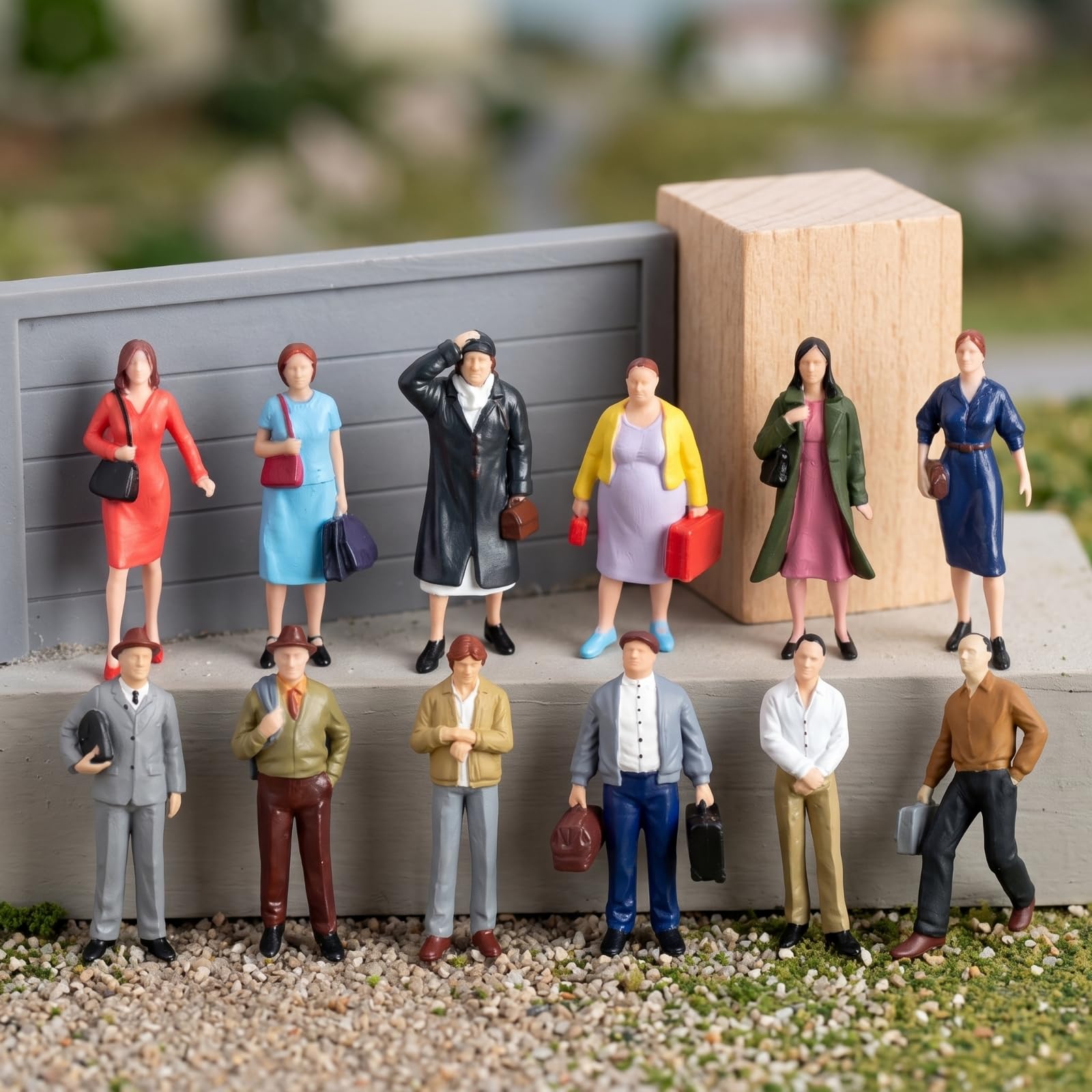 12 Pezzi Miniature Figurines Personaggi in Miniatura Modelli Diorama Figure Resina Dipinte a Mano 1 30 con Dettagli di Accessori per Layout