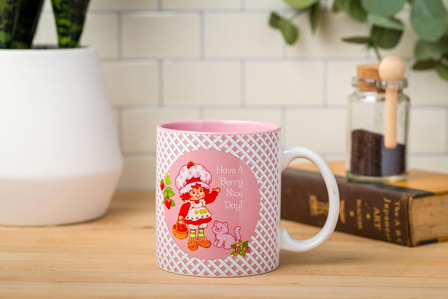 Silver Buffalo Strawberry Shortcake and Custard “Have a Berry Nice Day” Ceramic Mug, 20 Ounces - Image 7