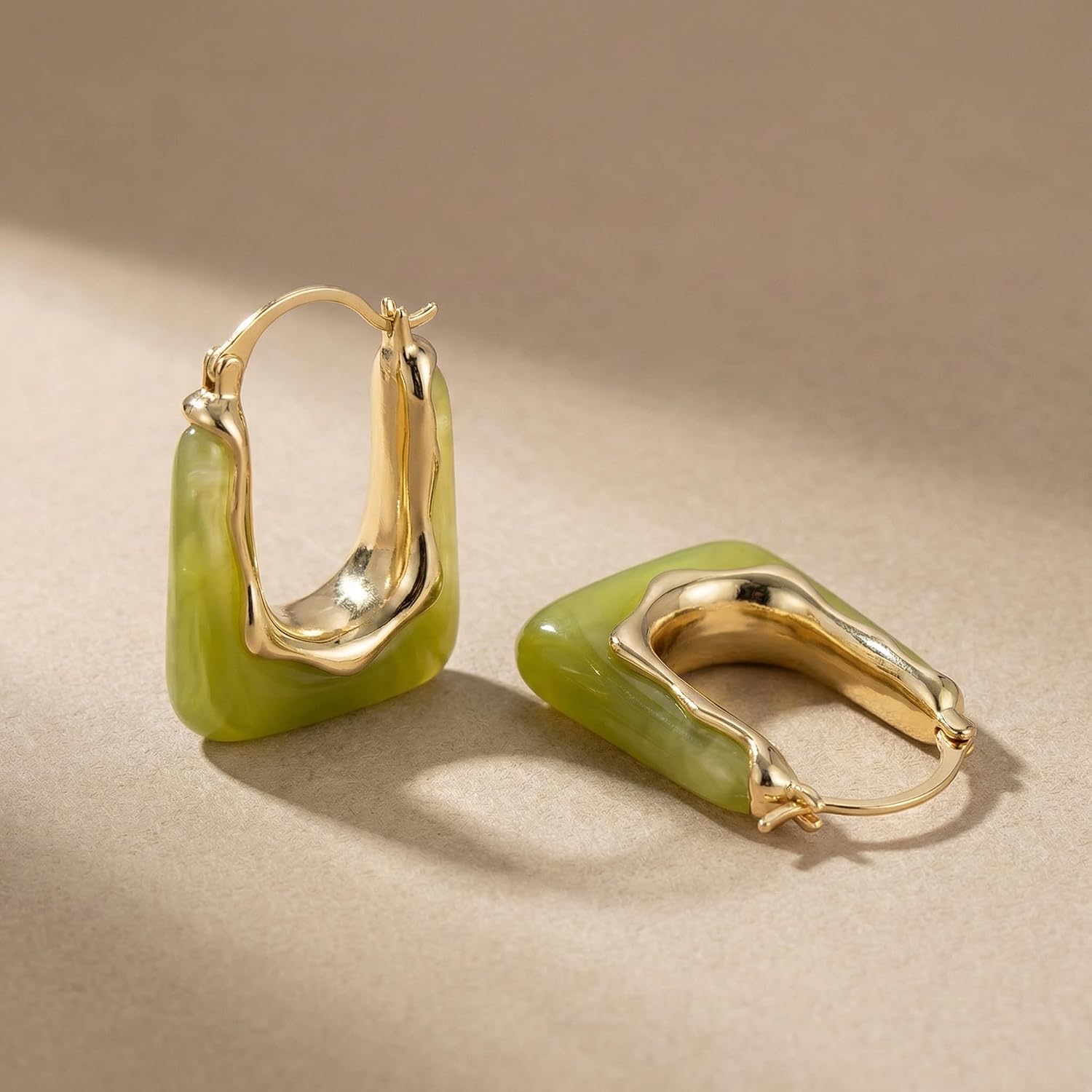 Lightweight Chunky Resin Hoop Earrings, Vintage Geometric Jewelry image 5