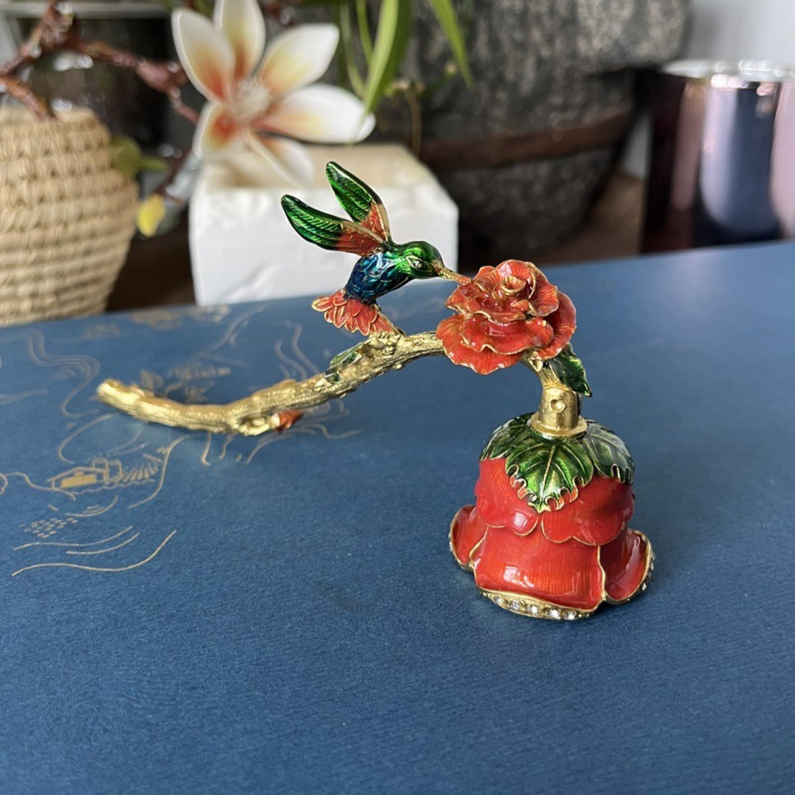 MrMrKura キャンドル火消し ローソク消し キャンドルスナッファー 金属製 キャンドルアクセサリー 家庭用 ロングハンドル アロマランプ キャンドル消火器 鈴蘭の形 (レッド)
