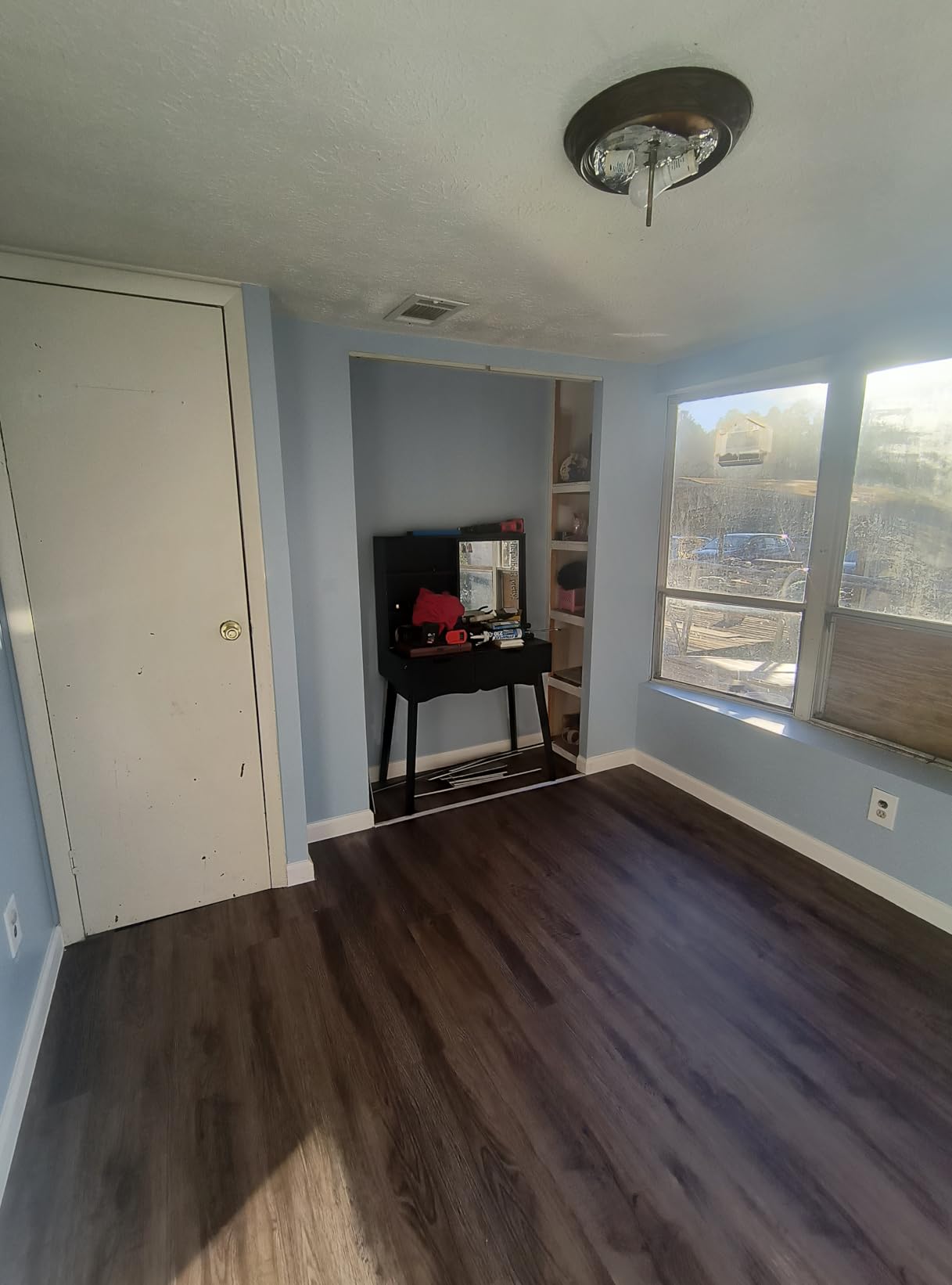 Art3d SPC flooring in open living space
