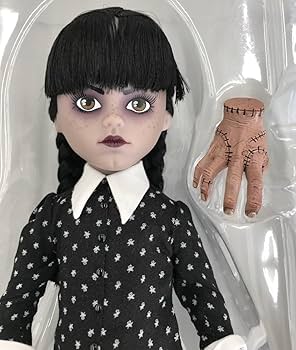 MEZCO リビングデッドドールズ ウェンズデー・アダムス with ハンド Amazon | リビングデッドドールズ Netflix Wednesday