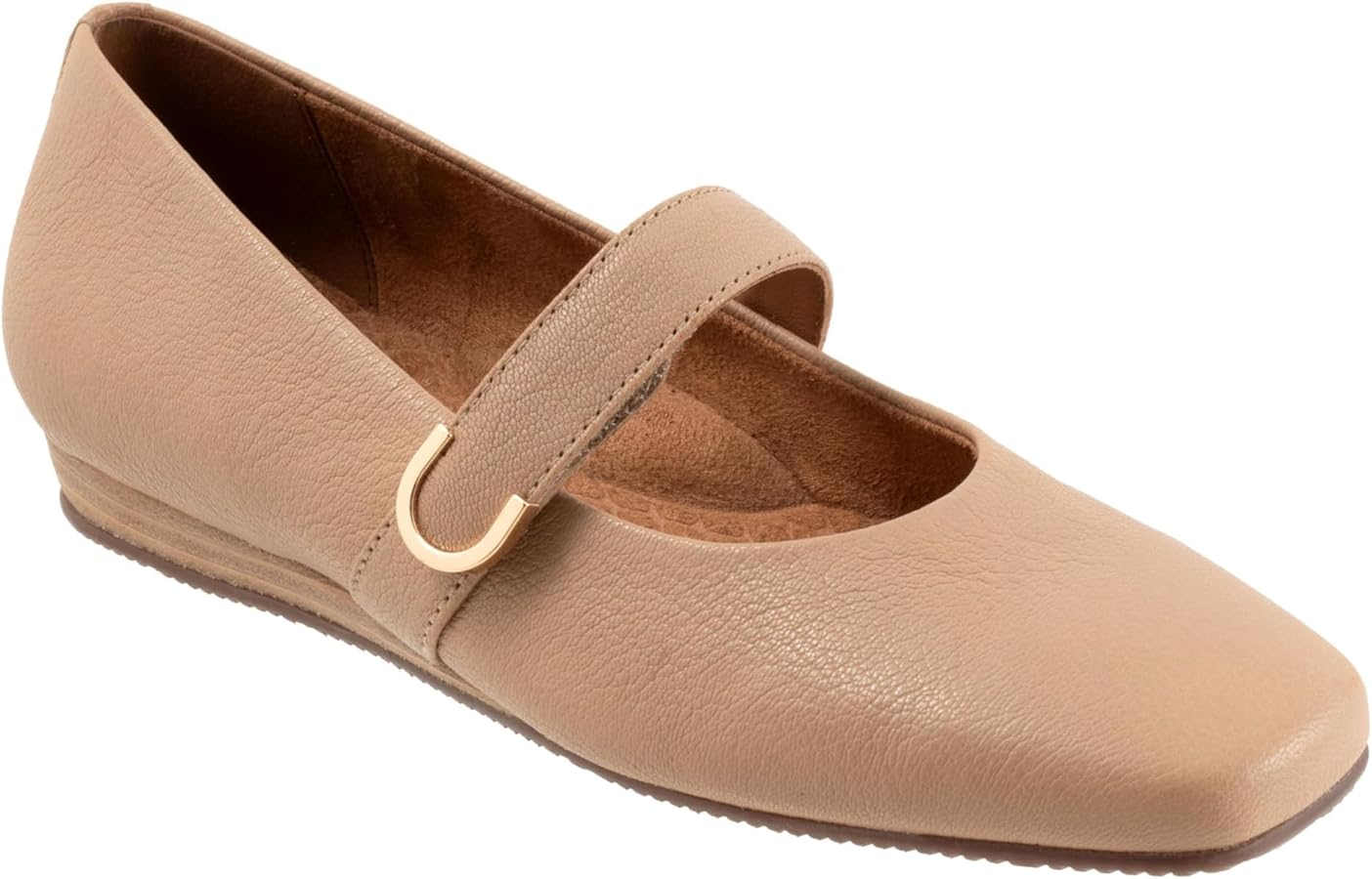 Amazon.com | SoftWalk Womens Valdivia Beige 5 Medium | Flats