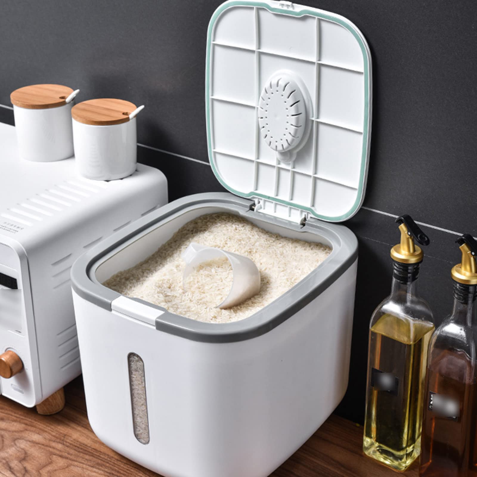 米びつ ライスディスペンサー 米入れ 保存容器 密閉 防湿 5L Amazon｜米びつ 5kg ライスディスペンサー 計量カップ付 密閉
