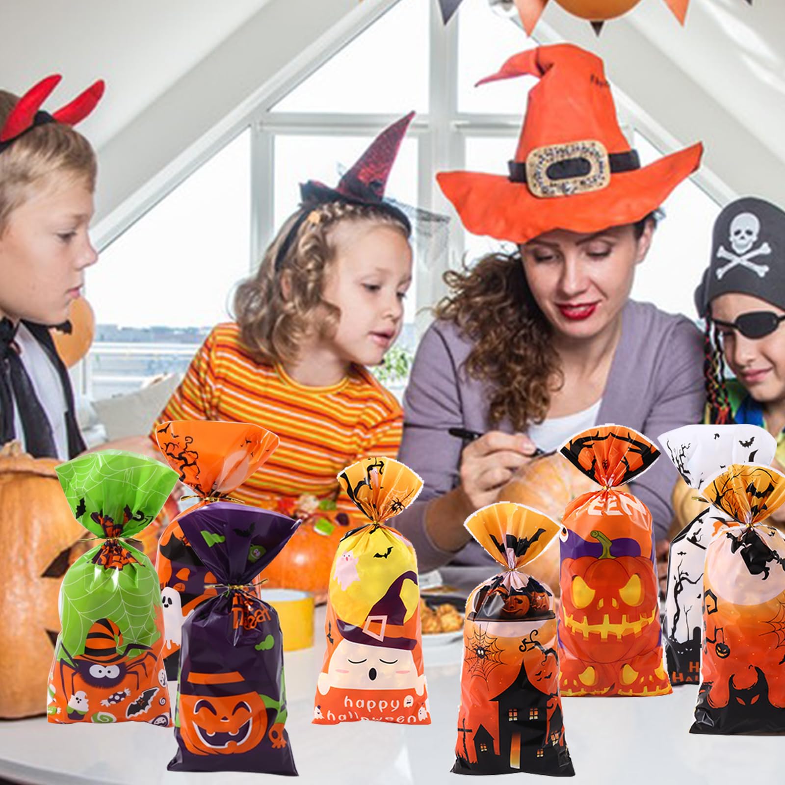 BBLIKE Sacchetti di cellophane per Halloween con cravatte a torsione, 120 sacchetti per Halloween, sacchetti di cellophane, caramelle, biscotti, snack