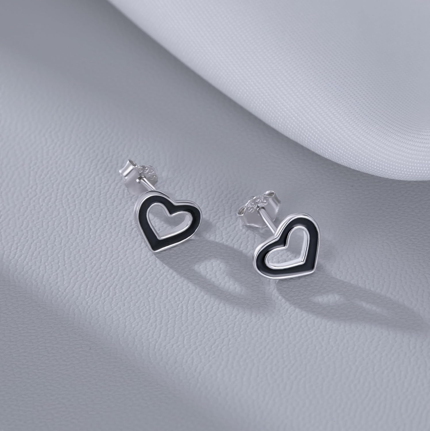 Reffeer Solid 925 Sterling Silver Black Heart Stud Earrings for Women Teen Girls Cute Heart Stud Earrings - Image 6