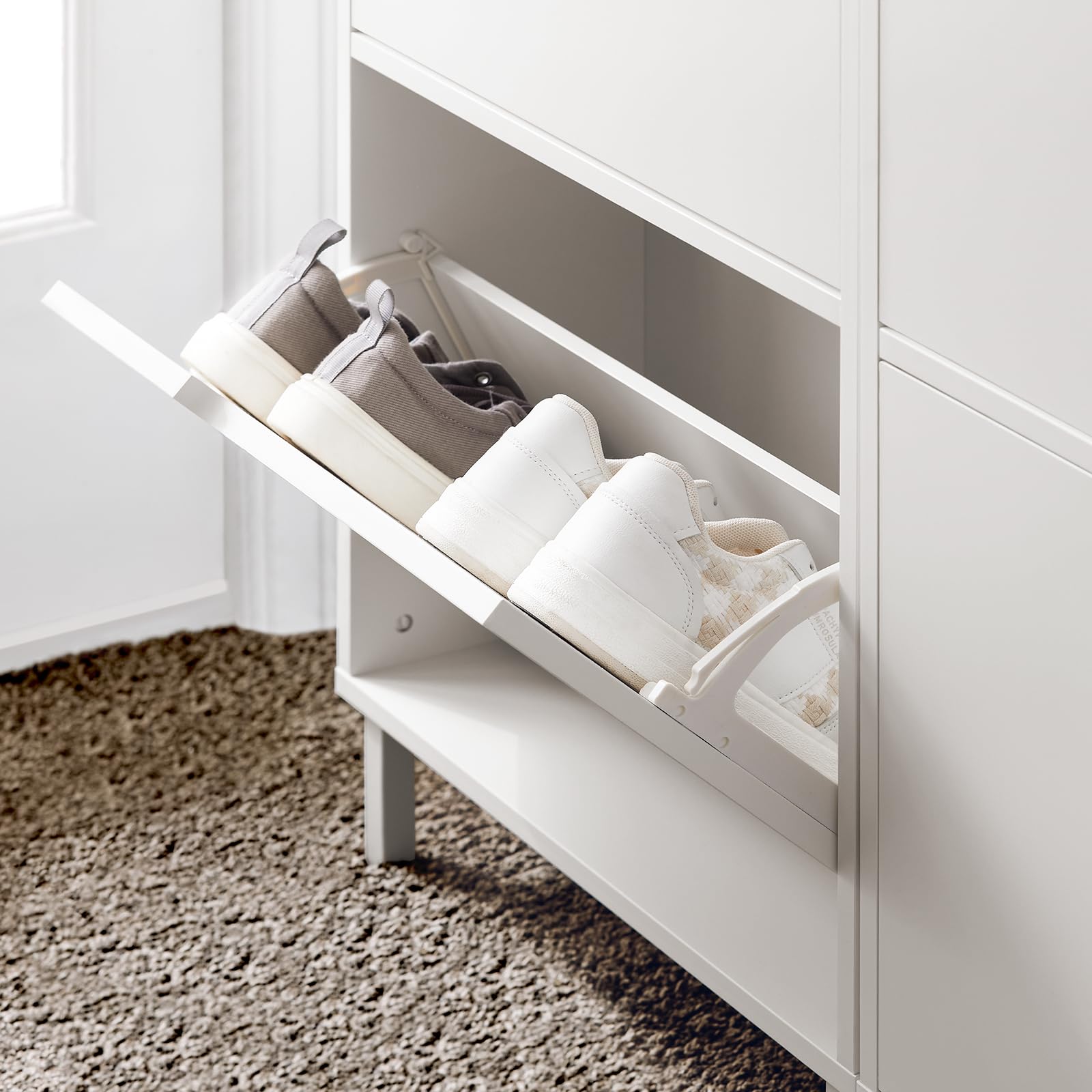 SoBuy Scarpiera Salvaspazio Slim da Ingresso Mobile Portascarpe con 2 Ante a Ribalta Regolabili in Legno Armadio Scarpiera Alta e Stretta per Corridoio, 50x19x90 cm，Bianco, FSR151-W