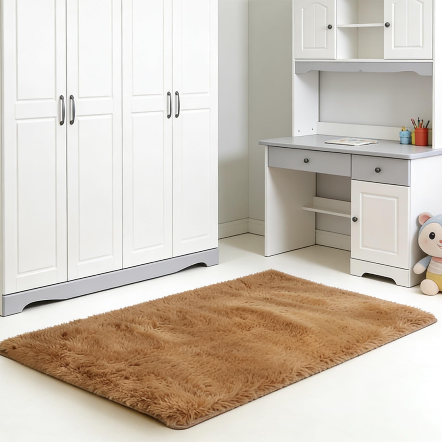 Dywan Shaggy 240 x 90 cm Antypoślizgowy, Miękki, Elegancki, Łatwy Do Czyszczenia, Nie Gubi Włosia, Zmywalny Minimalistyczny Dywan Do Sypialni, Salonu, Kuchni, Korytarza, brązowy
