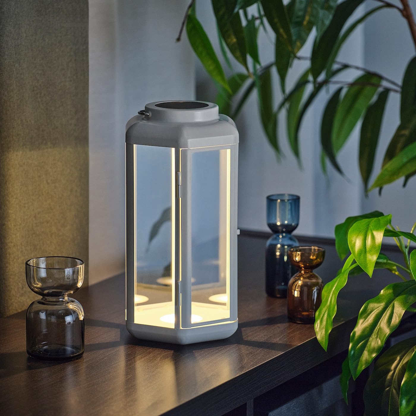 IKEA SOLVINDEN - Lámpara de mesa LED solar, linterna/blanco, 28 cm