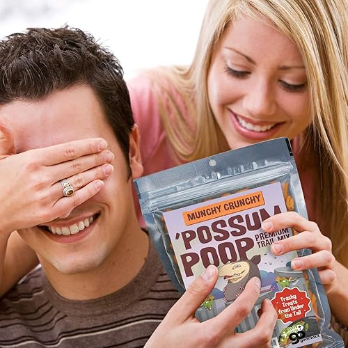 Miniatura 7 de Possum Poop Trail Mix - Divertido regalo de broma para hombres y mujeres, regalo de ducha extraño, rellenos divertidos de calcetines, cestas de